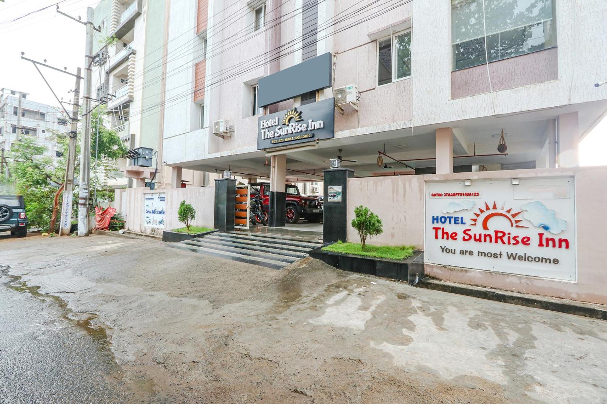 Fabhotel The Sunrise Inn - Nr Gayatri Vidya Parishad College Of Engineering Visakhapatnam Extérieur photo